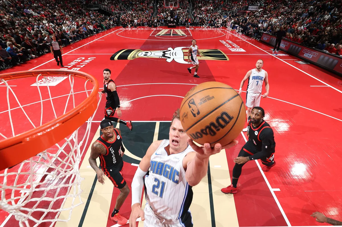 NBA篮球赛事现场，博天堂品牌展示